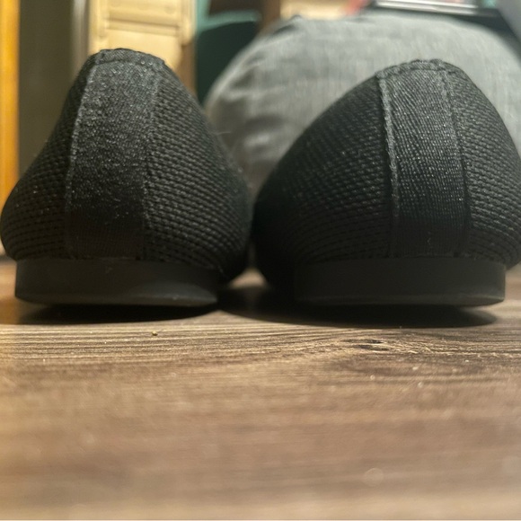 Me Too Brea Sustainable Mesh Black Flats 🖤 - Picture 5 of 7